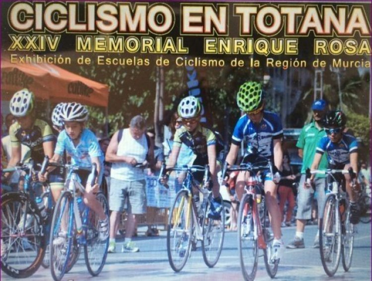 El XXIV Memorial “Enrique Rosa” de Ciclismo se celebra este domingo en la urbanización “La Báscula", después de suspenderse por el temporal de lluvias