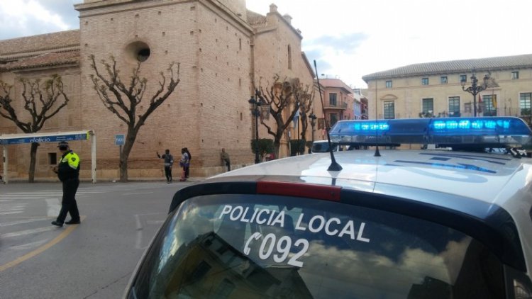 Policía Nacional y Guardia Civil felicitan a cinco agentes de la Policía Local de Totana por su actuación en y colaboración con ambos cuerpos en dos importantes y relevantes investigaciones