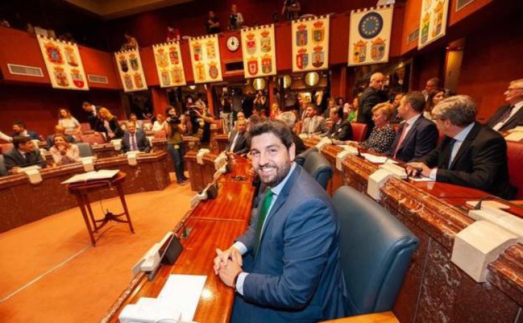 LA VERDAD: López Miras acaricia la reelección como presidente