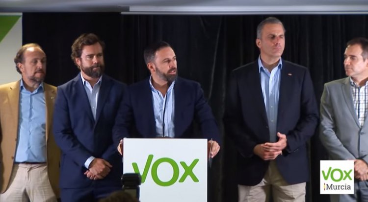 Video: Abascal visita Murcia para apoyar a la dirección regional de Vox