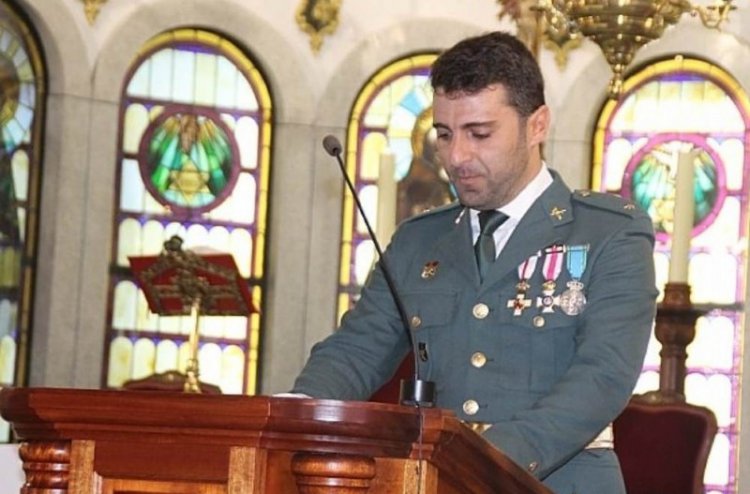 El Pleno acuerda reconocer la labor del teniente de la Guardia Civil, Bernardo Vivas González, en agradecimiento a su labor durante la crisis sanitaria por el COVID-19