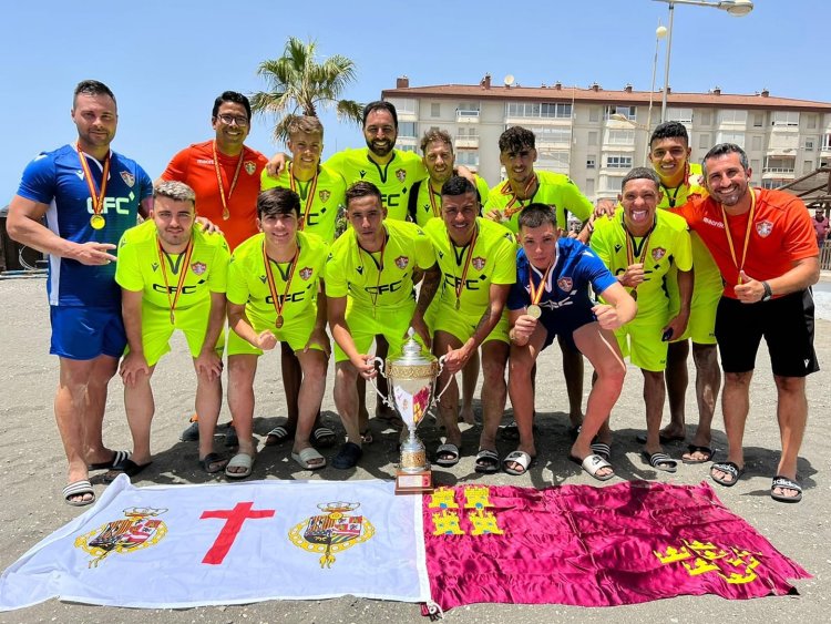 El equipo mazarronero Bahía de Mazarrón Beach Soccer se proclama Campeón de España y asciende a  Primera División de fútbol playa.