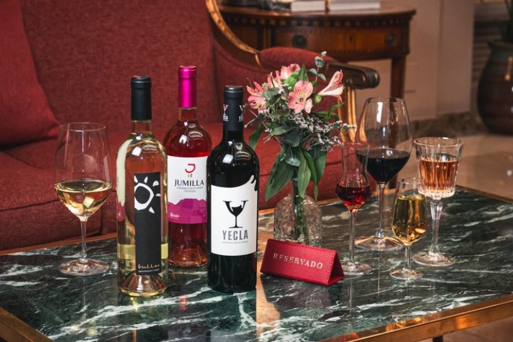 Las bodegas de la Región de Murcia que participan en la feria 'Barcelona Wine Week' ofrecerán maridajes con tapas de autor